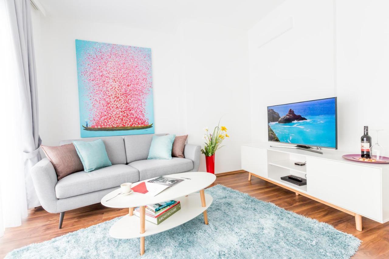 Simtown Suite Apartments Bécs Kültér fotó